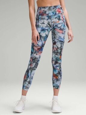 Lululemon Fast and Free High-Rise Tight 25" in Luminescent Floral Multi 10